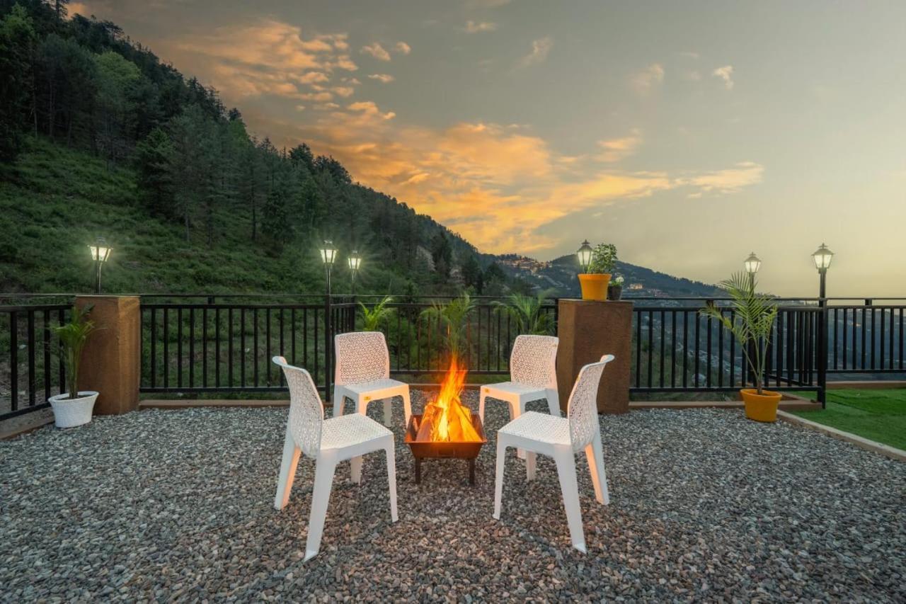 The Tranquility Retreat I Vacations I Conference I Mice I Family Events I Open Air Terrace I Sky Bonfire I Kufri By Exotic Stays Exterior photo
