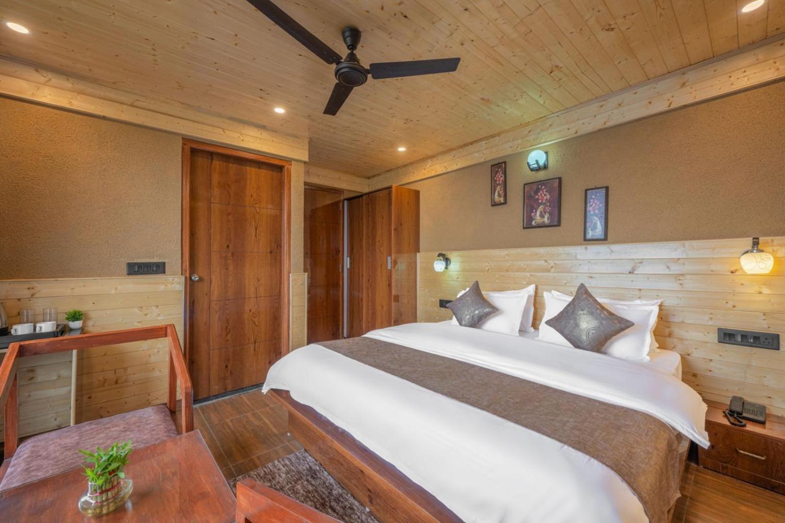 The Tranquility Retreat I Vacations I Conference I Mice I Family Events I Open Air Terrace I Sky Bonfire I Kufri By Exotic Stays Exterior photo