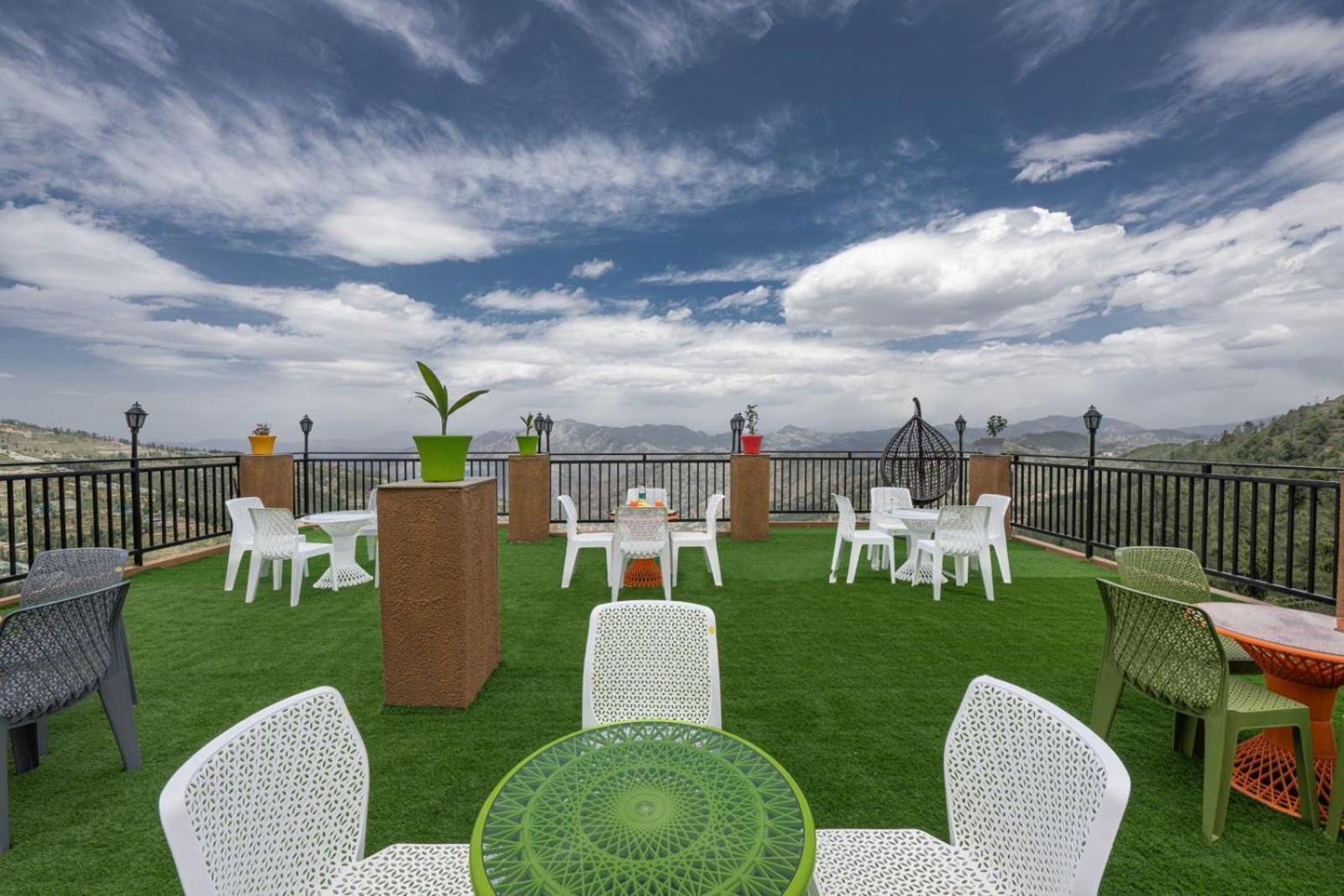 The Tranquility Retreat I Vacations I Conference I Mice I Family Events I Open Air Terrace I Sky Bonfire I Kufri By Exotic Stays Exterior photo